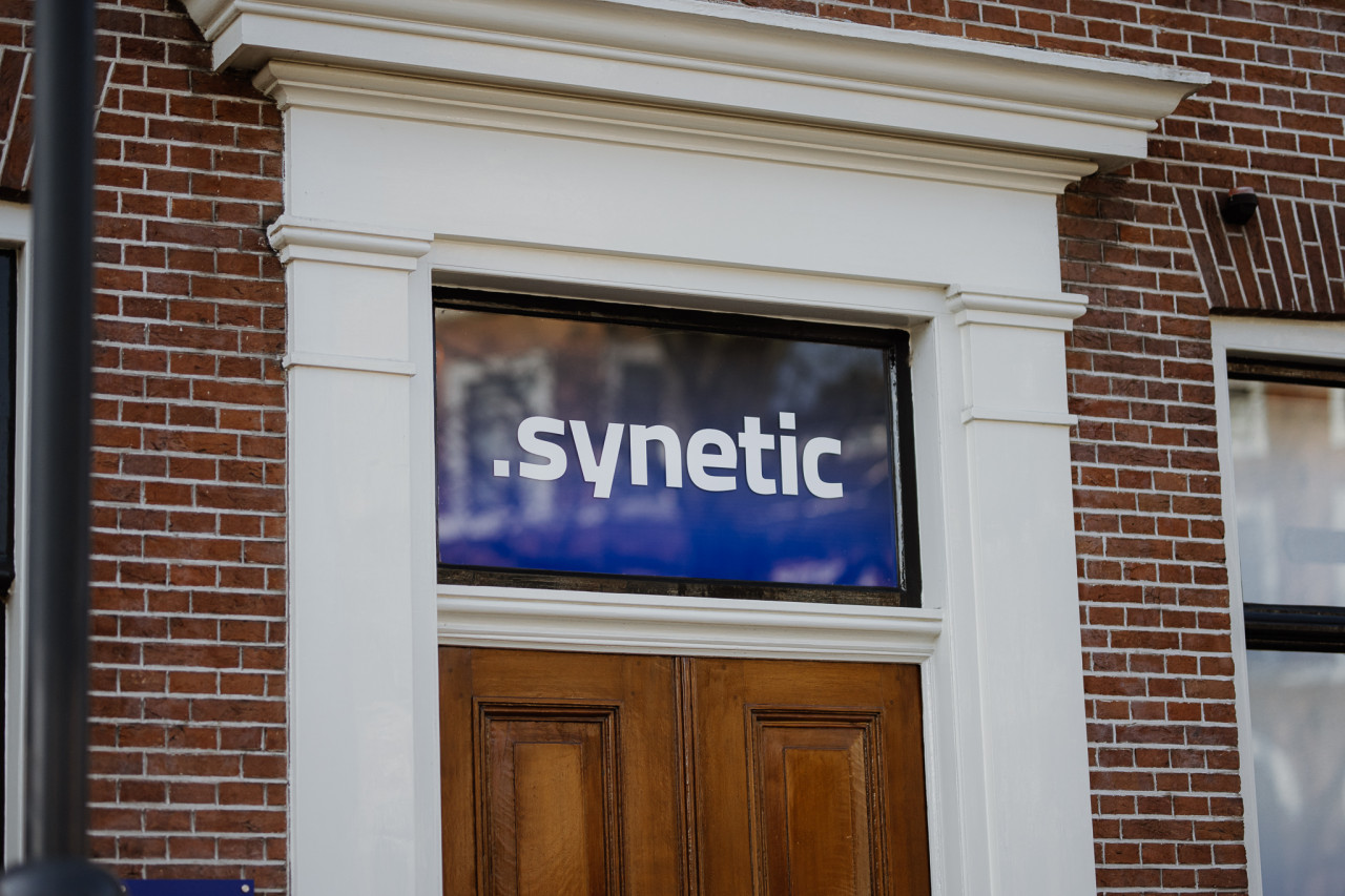 Synetic bouwt op Laravel als open source development agency